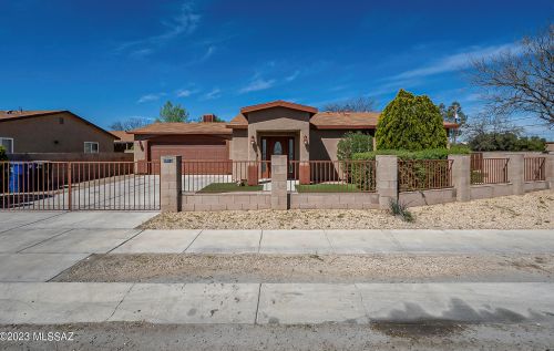5812 Stewart Blvd, Tucson, AZ 85706-4355