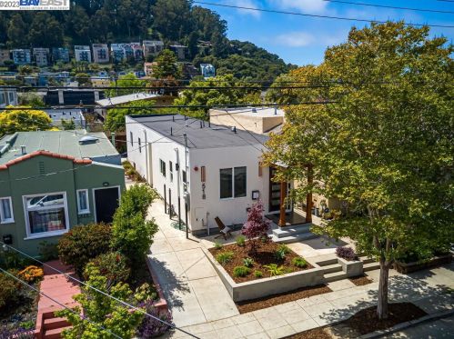 518 Stannage Ave, Berkeley CA  94706-1223 exterior