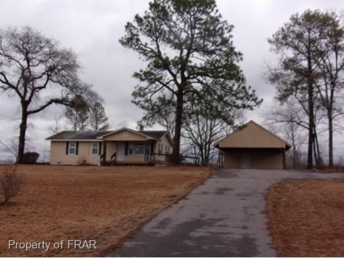 1321 Shaw Rd, Whispering Pines, NC 28327-7091