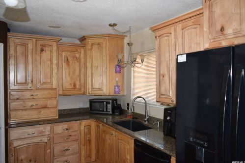 1645 Warwick Cir, Carbonville, UT 84501-2230