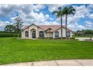 18305 Bittern Ave, Lutz, FL 33558-2736
