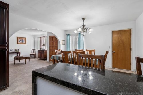 6044 Brooklyn Ave, San Diego, CA 92114-2420