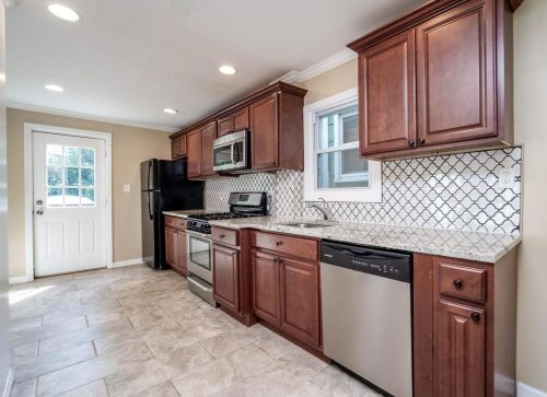 122 49th St, Bayonne NJ  07002-3135 exterior