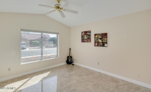 22606 Las Brizas Ln, Sun City AZ 85375-2828 exterior