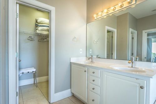 949 Gulf Beach Dr, Saint George Island FL  32328-3002 exterior