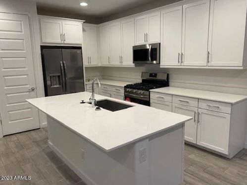 545 Pheasant Dr, Gilbert AZ  85296-7929 exterior