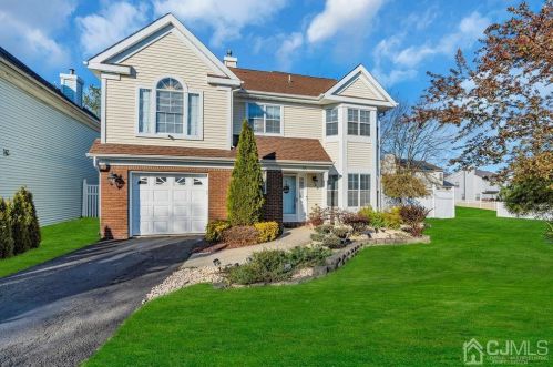 35 Carlisle Ct, Old Bridge NJ  08857-2777 exterior