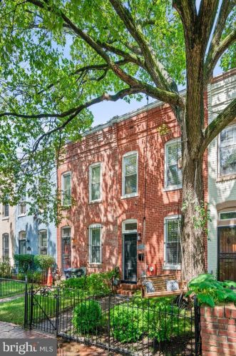 1356 Constitution Ave, Washington, DC 20002-6467