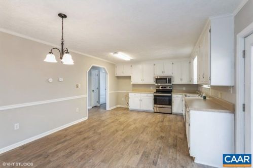 543 Jefferson Dr, Bybee VA  22963-3212 exterior