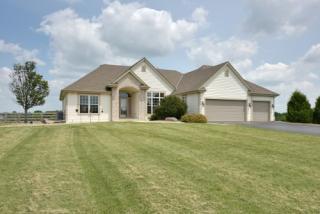 8968 Deer Run Dr, Allenton, WI 53002-9409