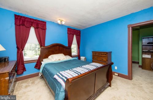 52 Chestnut Ave, Camden NJ  08109-2505 exterior