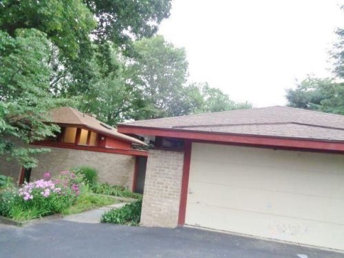 227 Chestnut St, Fredonia, NY 14063-1603