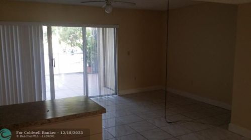 1385 122 Ter, Hollywood FL 33026-4308 exterior