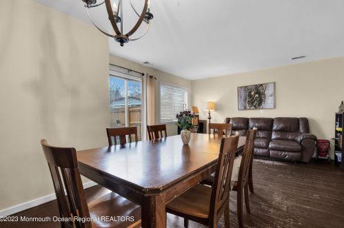 1724 Princeton Ave, Lakewood NJ  08701-2879 exterior