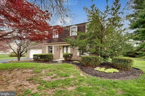 26 Twigkenham Dr, Southampton, PA 18954-1407
