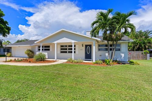 4711 Brady Blvd, Delray Beach, FL 33445-3248