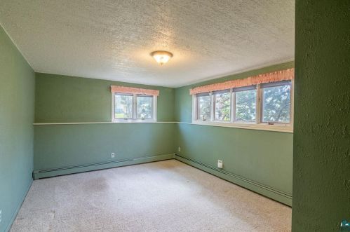 3402 Outer Dr, Hibbing MN 55746-2659 exterior