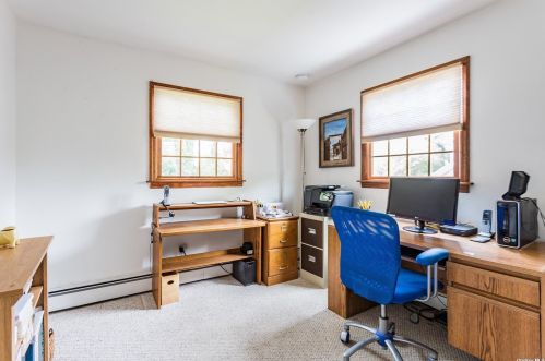 16 Martin Pl, Northport NY  11768-1224 exterior