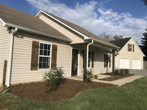 204 Lorien Cir, Shelbyville TN  37160-8300 exterior