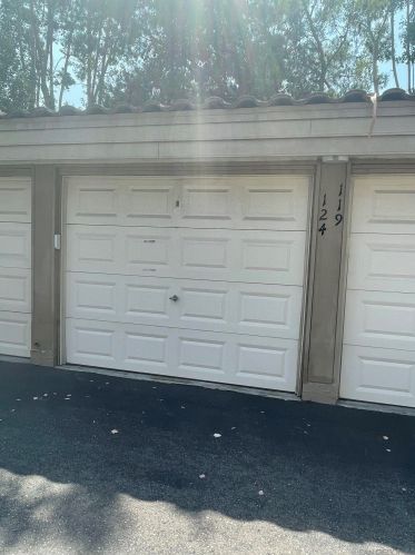 12575 Oaks North Dr, San Diego CA 92128-1629 exterior