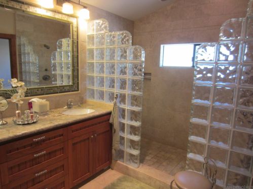 3986 Caminito Cassis, San Diego CA 92122-1977 exterior