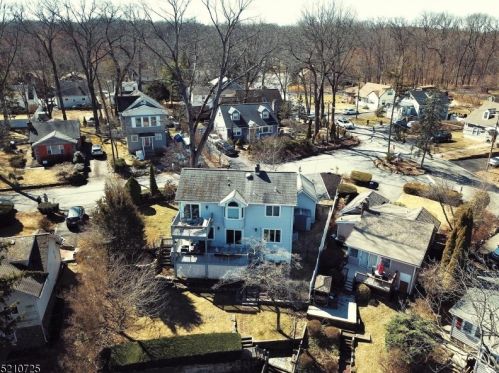 170 Rainbow Trl, Parsippany NJ  07834-3214 exterior