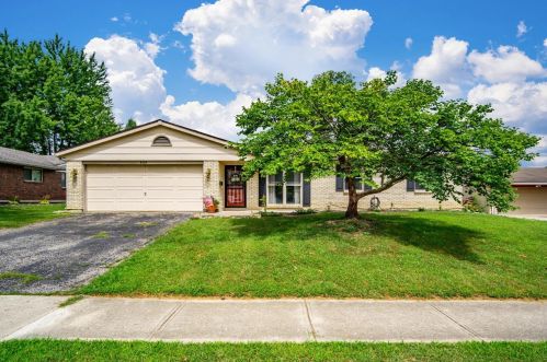 4799 Scothills Dr, Englewood, OH 45322-3522