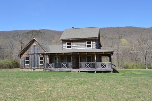 10237 Potts Creek Rd, Paint Bank, VA 24131
