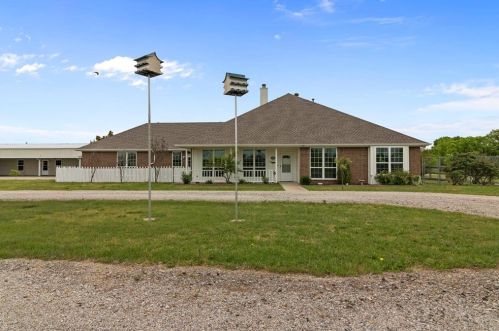 4589 Bonnie Brae St, Argyle, TX 76226-1153