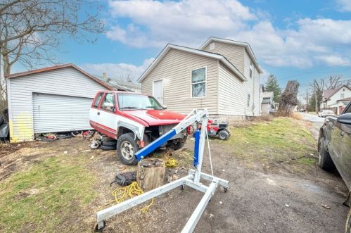 161 5th Ave, Hermitage PA  16146-2265 exterior