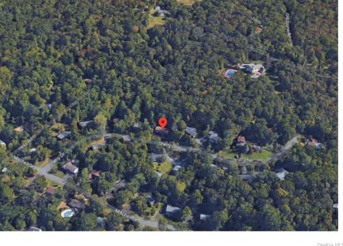 828 Sherry Dr, Valley Cottage NY  10989-2202 exterior