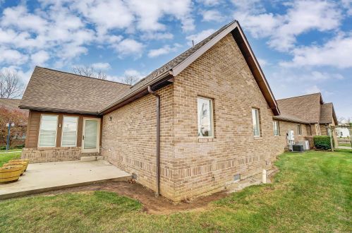 509 Leesburg Ave, Washington Ch OH  43160-1248 exterior