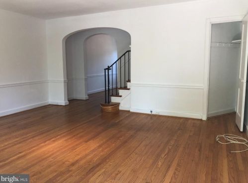 4435 Greenwich Pkwy, Washington DC  20007-2010 exterior