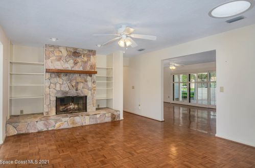 1295 Continental Ave, Melbourne FL 32940-6702 exterior