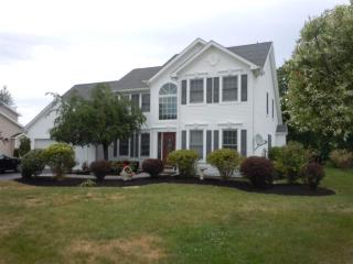 143 Van Bael Dr, Slingerlands, NY 12159-3025