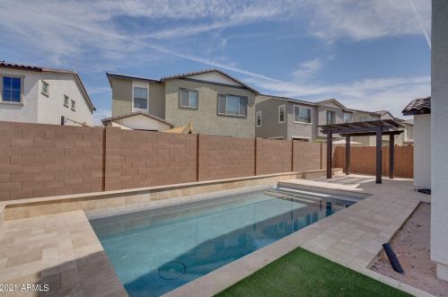 4716 Tremaine Ave, Gilbert AZ  85234 exterior