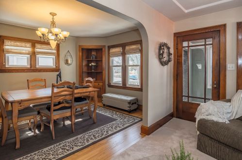 2060 97, Milwaukee WI 53227-1434 exterior