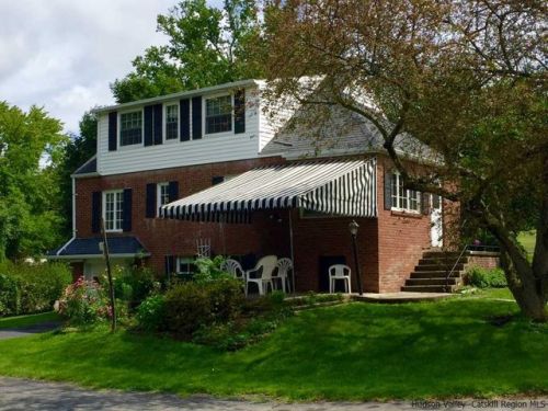 304 Hook St, Hurley, NY 12443-5712