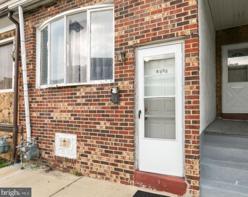 1040 Langham Ave, Camden NJ  08103-2735 exterior