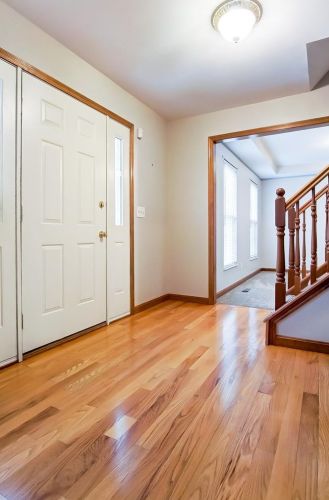 1027 Apple Blossom Dr, Florence, KY 41042-9364