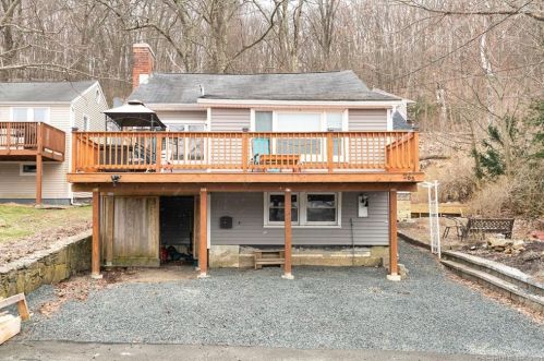 265 Lake Plymouth Blvd, Plymouth, CT 06782-2701