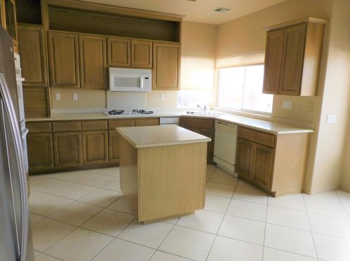 23 Florentina Dr, Rancho Mirage CA  92270-4804 exterior