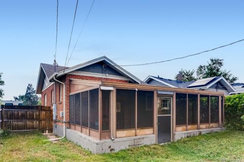 3318 Steele St, Denver CO 80205-4337 exterior