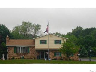 7030 Birchwood Dr, Slatington, PA 18080-3857