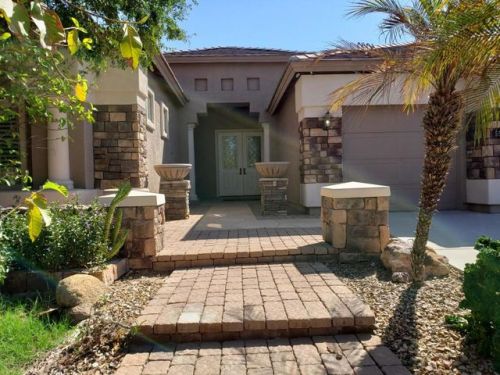5521 83rd Dr, Glendale, AZ 85305-2911