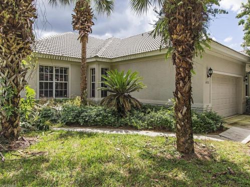 6426 Birchwood Ct, Naples FL  34109-7809 exterior