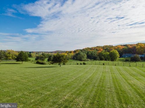 941 Copp Rd, Strasburg VA  22657-3427 exterior