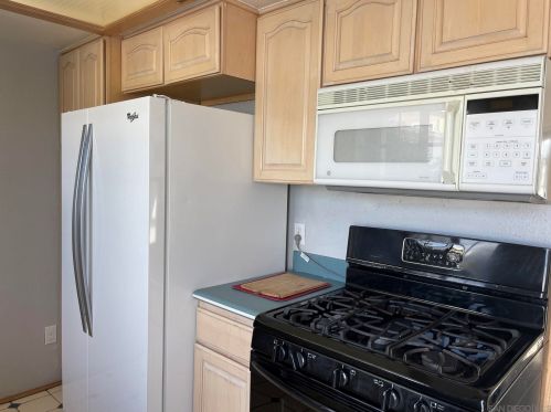 1333 Nashville St, San Diego CA 92110-3712 exterior