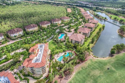 2764 Tiburon Blvd, Naples FL  34109-3697 exterior