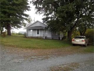 23 Bird Song Ln, Hendersonville, NC 28792-7481
